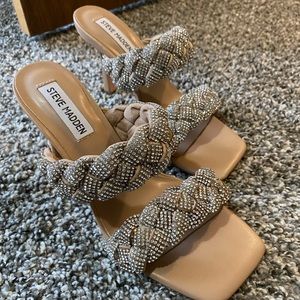 Gorgeous Steve Madden heels!